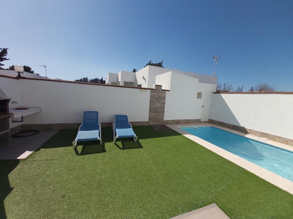 Casa Naranjos 3 *
